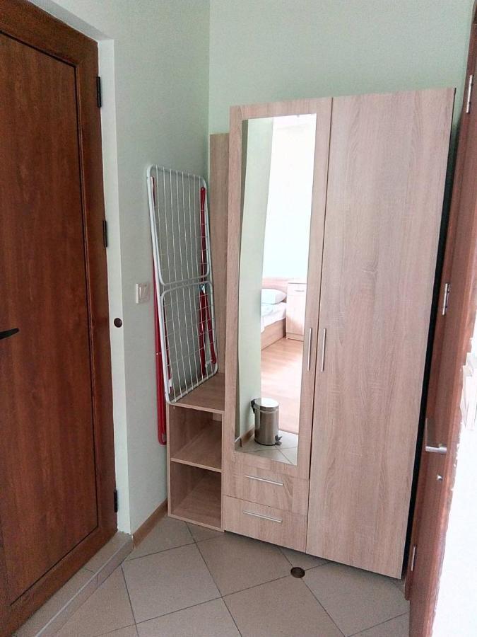 Alfa Guest Rooms With Parking ヴァルナ エクステリア 写真