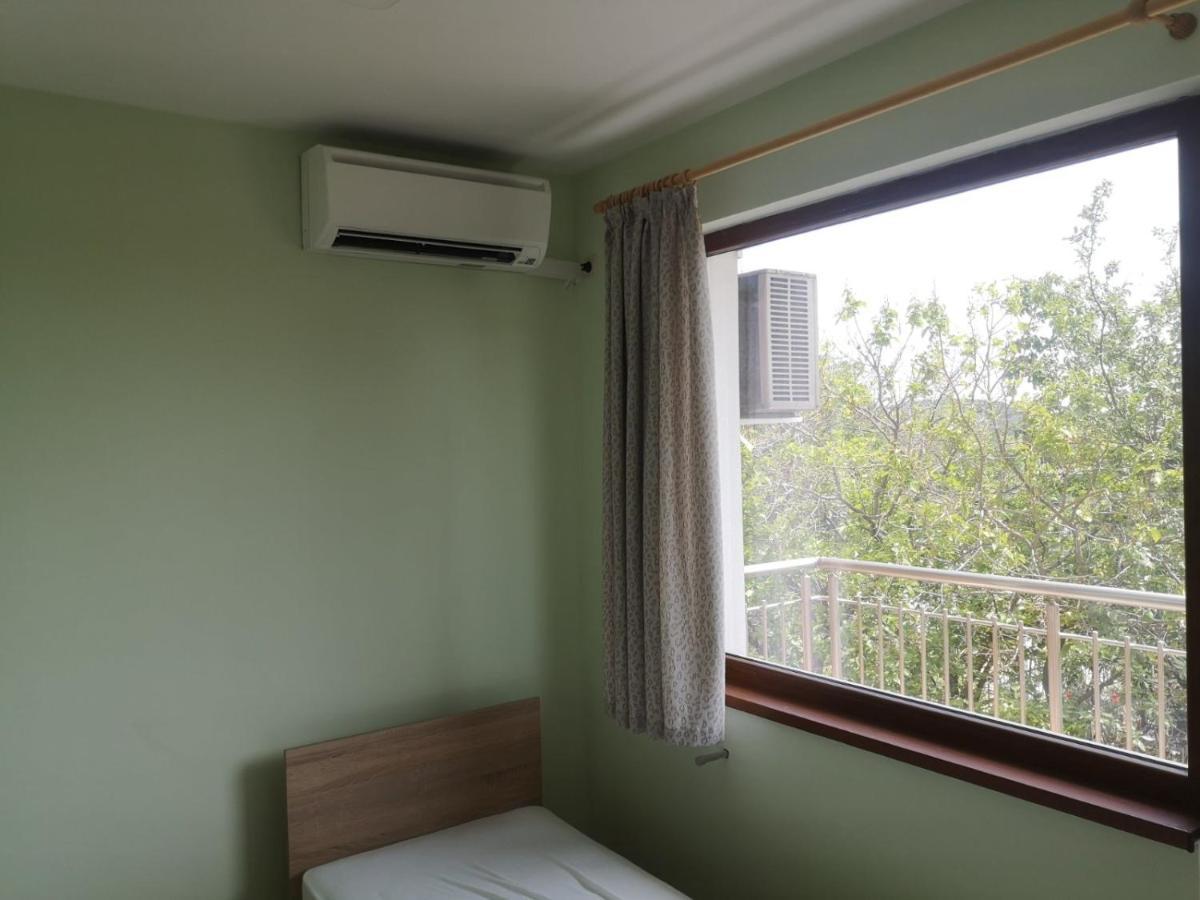 Alfa Guest Rooms With Parking ヴァルナ エクステリア 写真